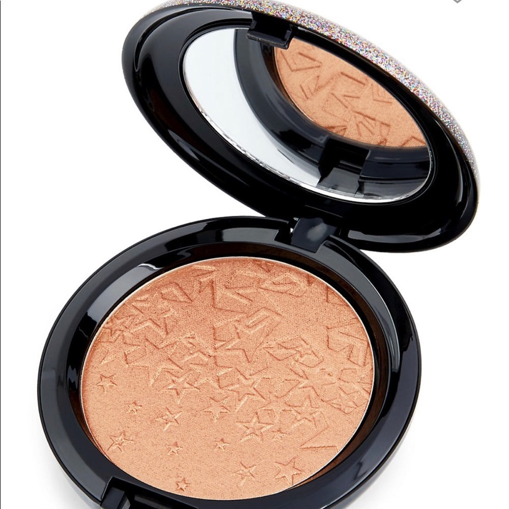 Mac Opalescent Powder Rising Star
